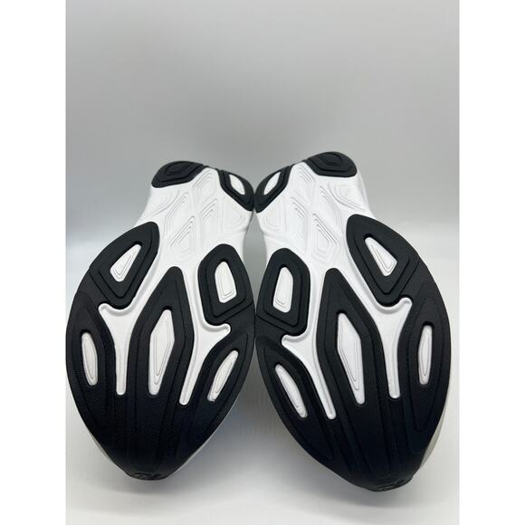 New Balance Fresh Foam X More V6 Men Size 10.5 White Blue New - Picture 13 of 16